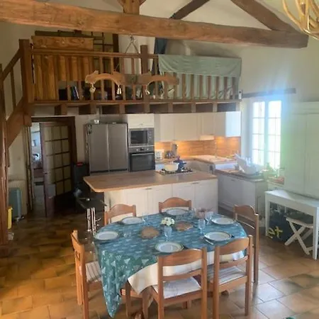 Semesterbostad Piovit Mareuil-sur-Belle
